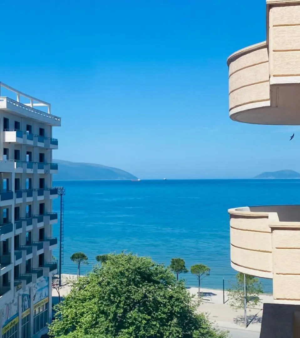 Lungomare Apartament Vlore 0*,